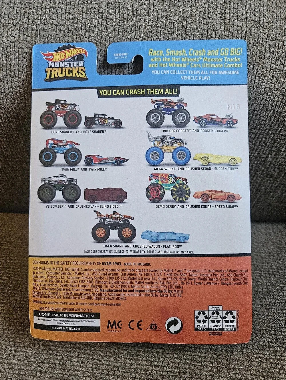 NEW 2020 Hot Wheels Monster Trucks Twin Mill & Diecast Car